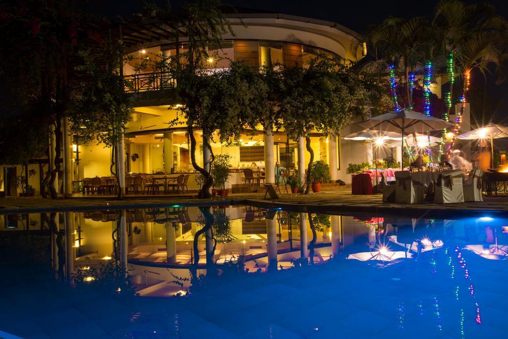 Shangri-La Village Resort, Pokhara Exterior foto