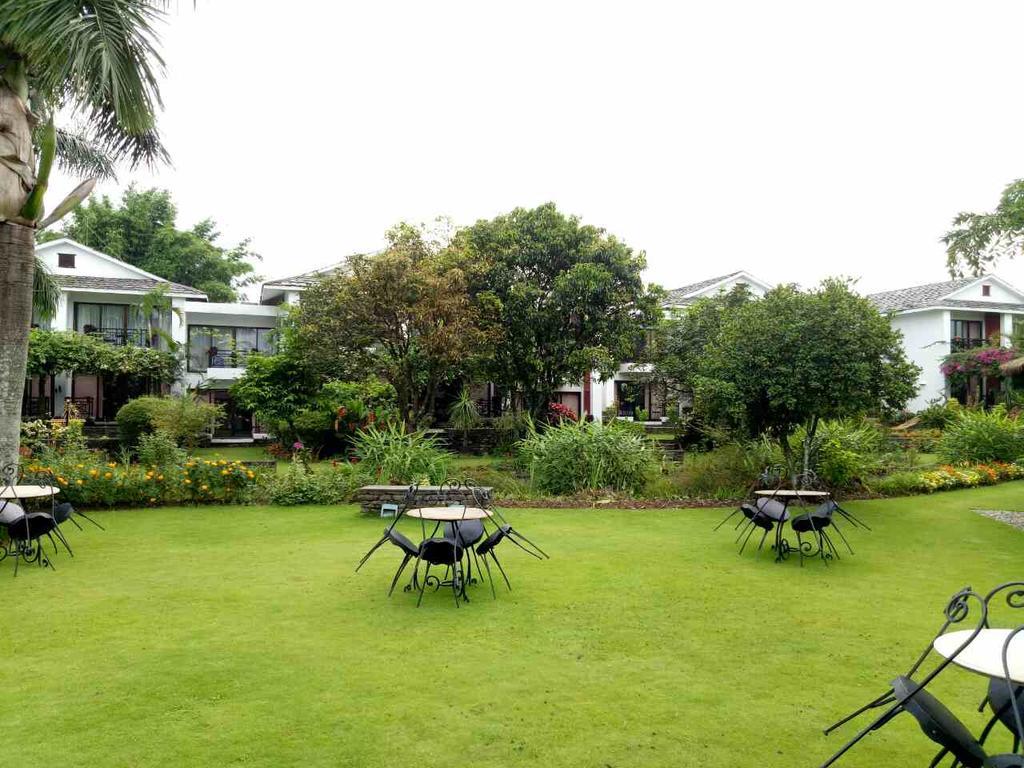 Shangri-La Village Resort, Pokhara Exterior foto
